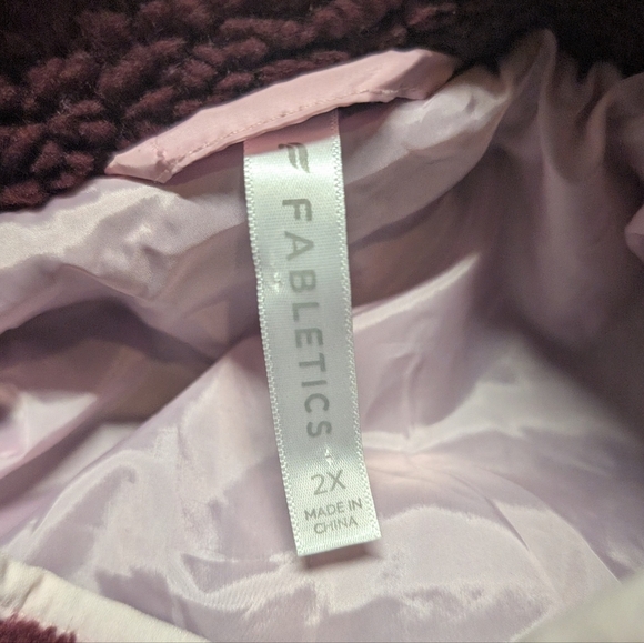 Fabletics Tahoe Teddy Jacket Women's Merlot/Soft Pink Snap Button Fleece 2X - Picture 6 of 8